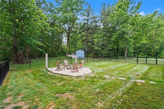 1223 Aurora Hill Drive, Aurora, OH 44202