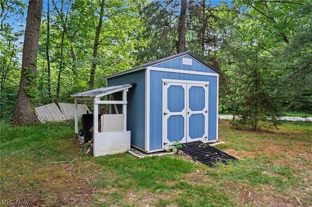 1223 Aurora Hill Drive, Aurora, OH 44202