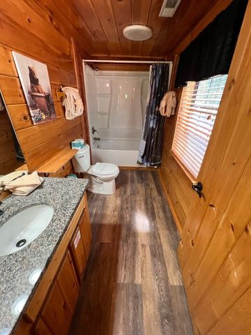 2203 Foxberry Way, Sevierville, TN 37876