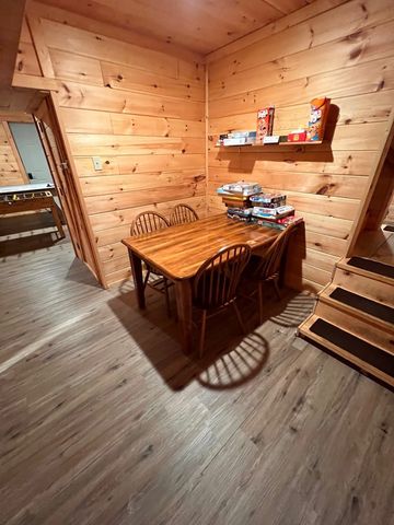 2203 Foxberry Way, Sevierville, TN 37876
