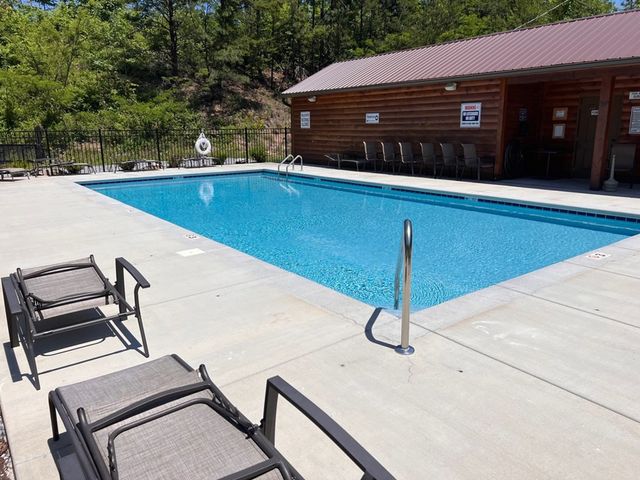 2203 Foxberry Way, Sevierville, TN 37876