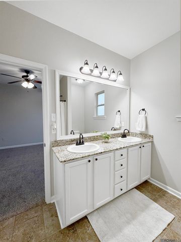 11406 Ashwood Ct, Denham Springs, LA 70726