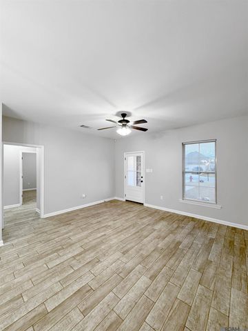 11406 Ashwood Ct, Denham Springs, LA 70726