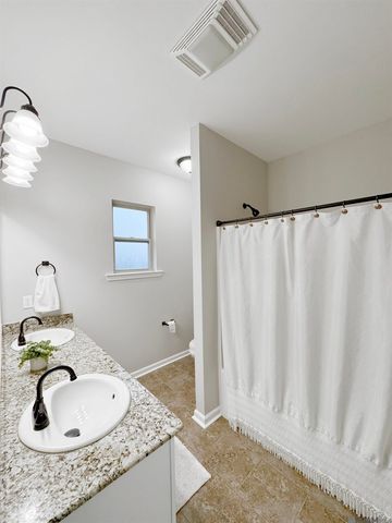 11406 Ashwood Ct, Denham Springs, LA 70726