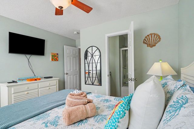 703 1st Ave S Apt 33C, North Myrtle Beach, SC 29582