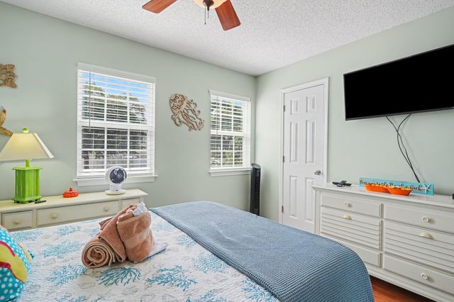 703 1st Ave S Apt 33C, North Myrtle Beach, SC 29582