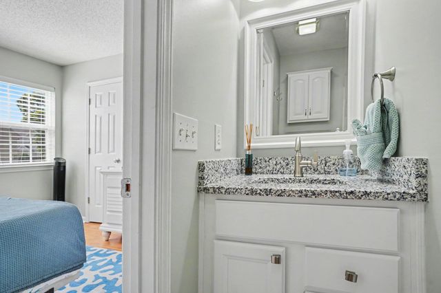 703 1st Ave S Apt 33C, North Myrtle Beach, SC 29582
