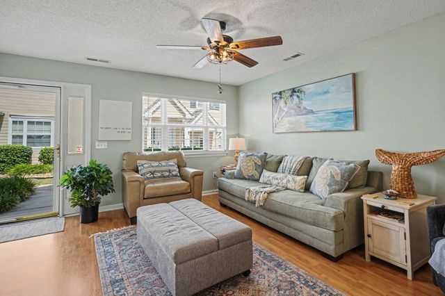 703 1st Ave S Apt 33C, North Myrtle Beach, SC 29582