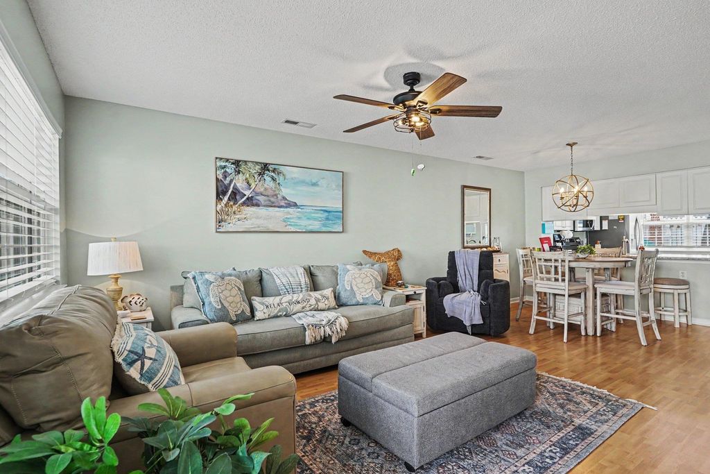 703 1st Ave S Apt 33C, North Myrtle Beach, SC 29582 — photo 2