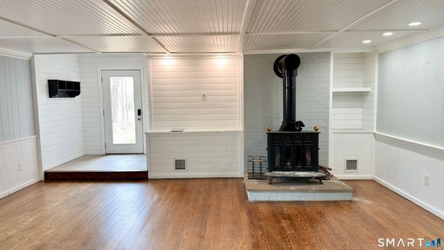 675 Colonel Ledyard Highway, Ledyard, CT 06339