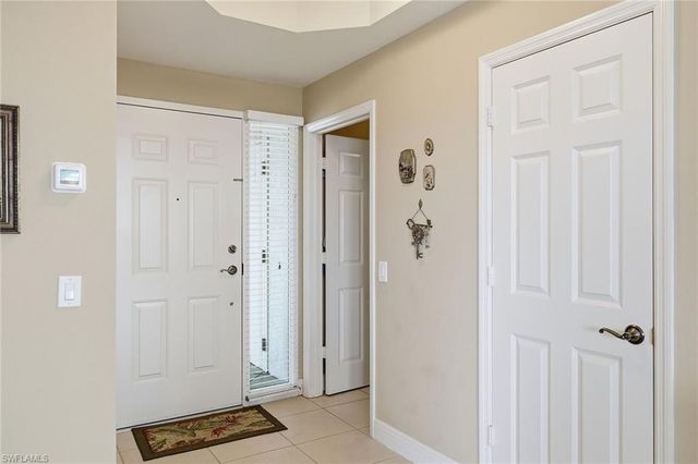 420 Cove Tower DR 1404, Naples, FL 34110