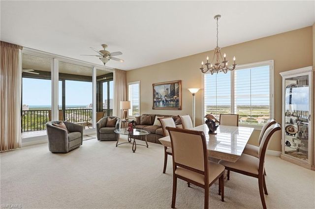 420 Cove Tower DR 1404, Naples, FL 34110