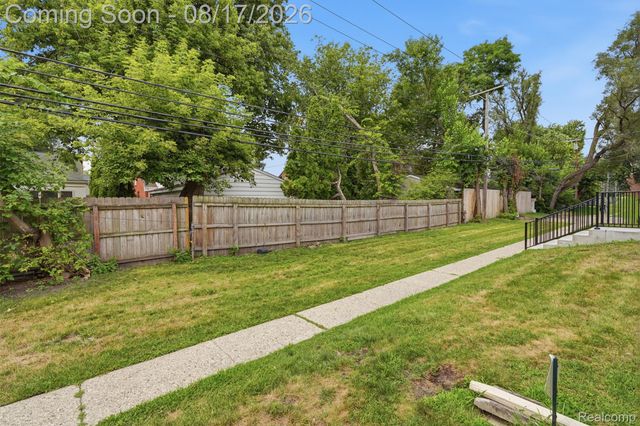 25863 Woodward Avenue 103, Royal Oak, MI 48067