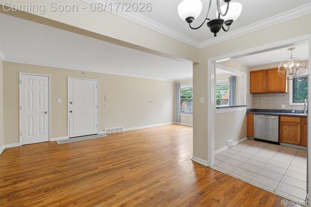 25863 Woodward Avenue 103, Royal Oak, MI 48067