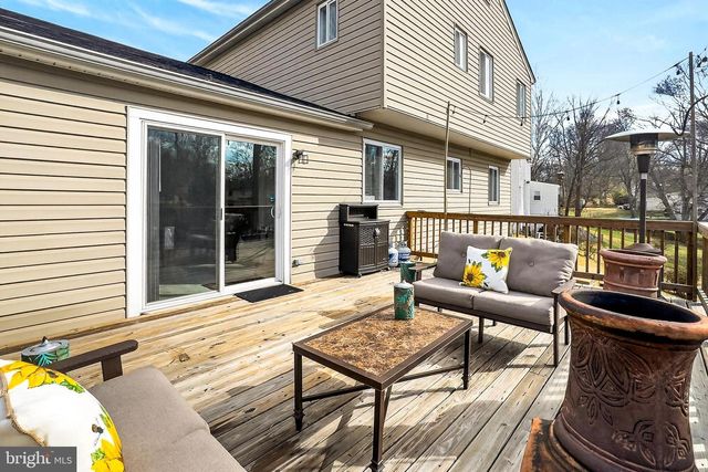 9056 BROOK FORD RD, Burke, VA 22015