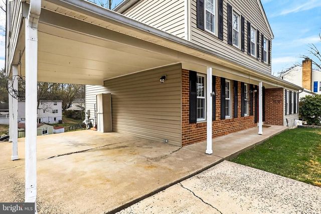 9056 BROOK FORD RD, Burke, VA 22015