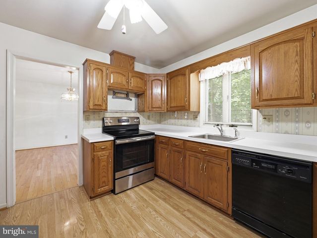 11302 CROFTON CIRCLE, Waynesboro, PA 17268