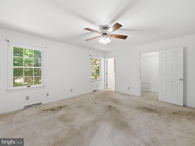 11302 CROFTON CIRCLE, Waynesboro, PA 17268