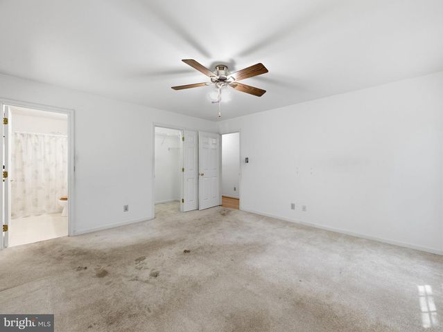 11302 CROFTON CIRCLE, Waynesboro, PA 17268