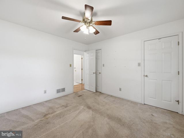 11302 CROFTON CIRCLE, Waynesboro, PA 17268