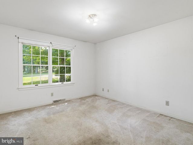 11302 CROFTON CIRCLE, Waynesboro, PA 17268