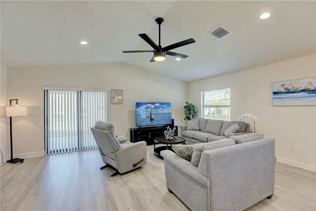 2 Tosca None, Fort Pierce, FL 34951