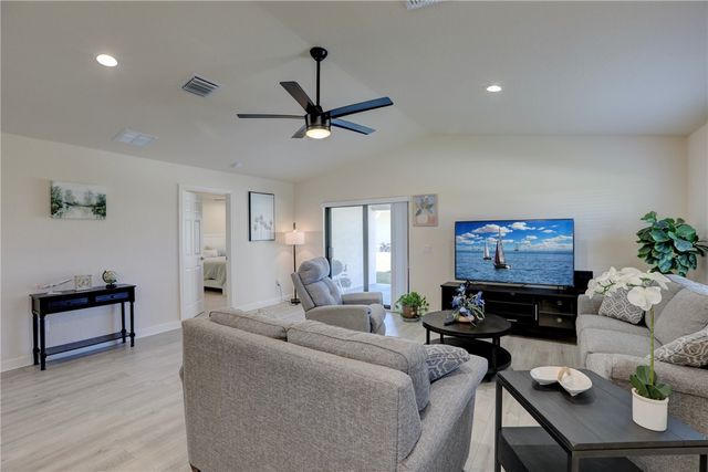 2 Tosca None, Fort Pierce, FL 34951