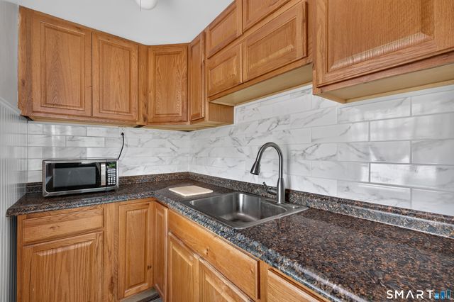 29 Miner Avenue, Waterford, CT 06385