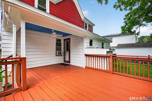 29 Miner Avenue, Waterford, CT 06385