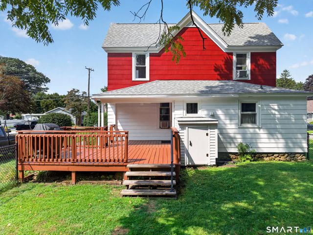 29 Miner Avenue, Waterford, CT 06385