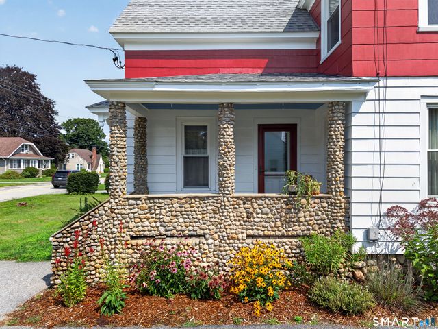 29 Miner Avenue, Waterford, CT 06385