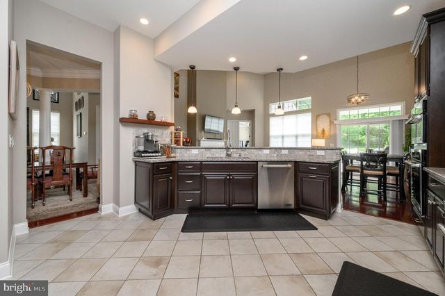 44 HARDWICK DRIVE, Kendall Park, NJ 08824