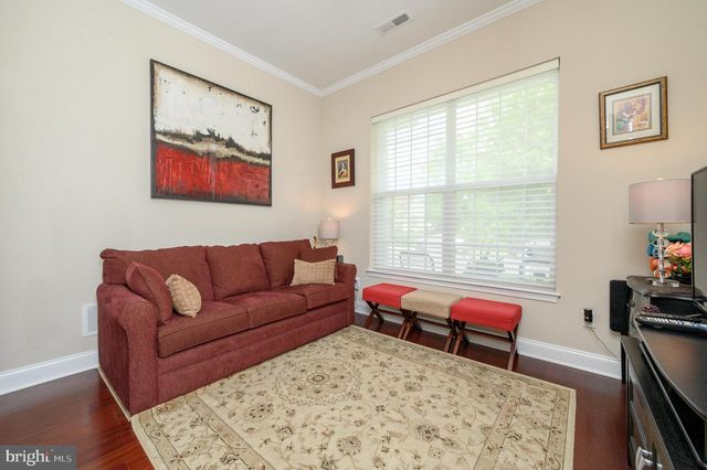 44 HARDWICK DRIVE, Kendall Park, NJ 08824