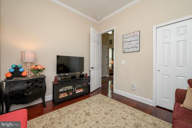 44 HARDWICK DRIVE, Kendall Park, NJ 08824
