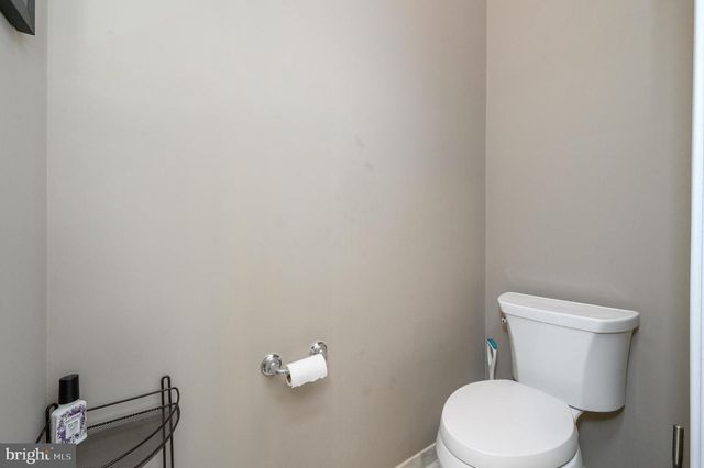 44 HARDWICK DRIVE, Kendall Park, NJ 08824