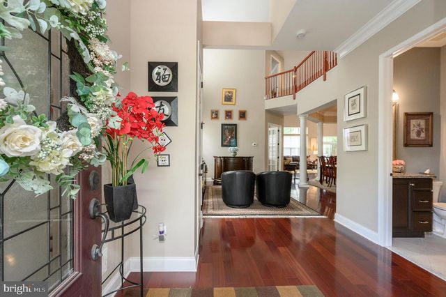 44 HARDWICK DRIVE, Kendall Park, NJ 08824