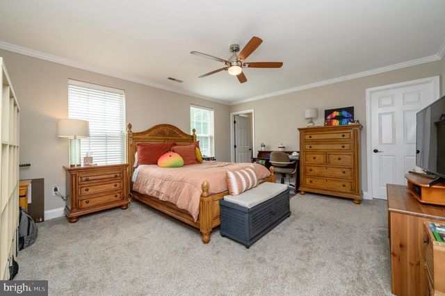 44 HARDWICK DRIVE, Kendall Park, NJ 08824