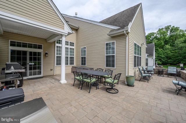 44 HARDWICK DRIVE, Kendall Park, NJ 08824