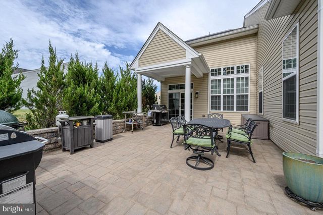 44 HARDWICK DRIVE, Kendall Park, NJ 08824