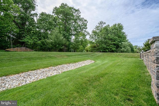44 HARDWICK DRIVE, Kendall Park, NJ 08824