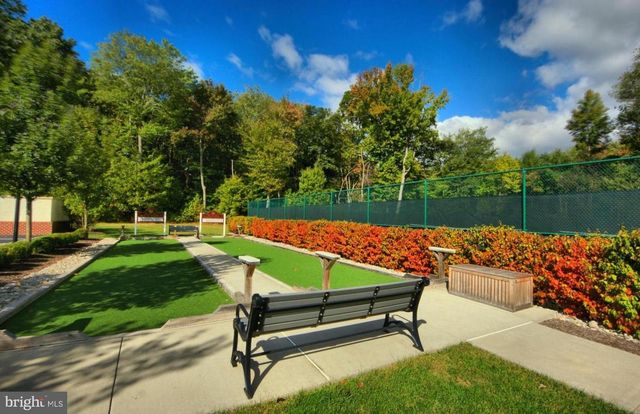 44 HARDWICK DRIVE, Kendall Park, NJ 08824
