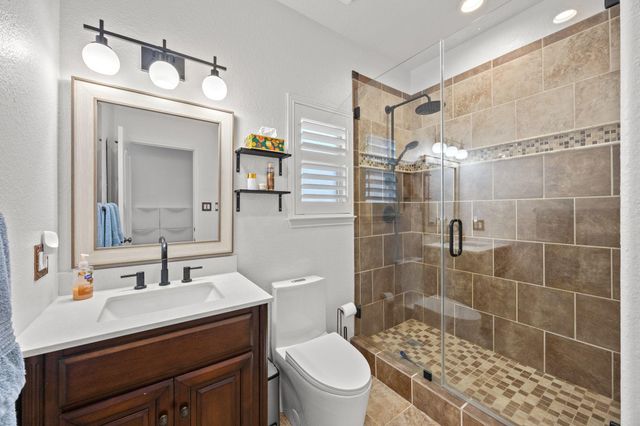 105 Honeycomb Mesa, Leander, TX 78641