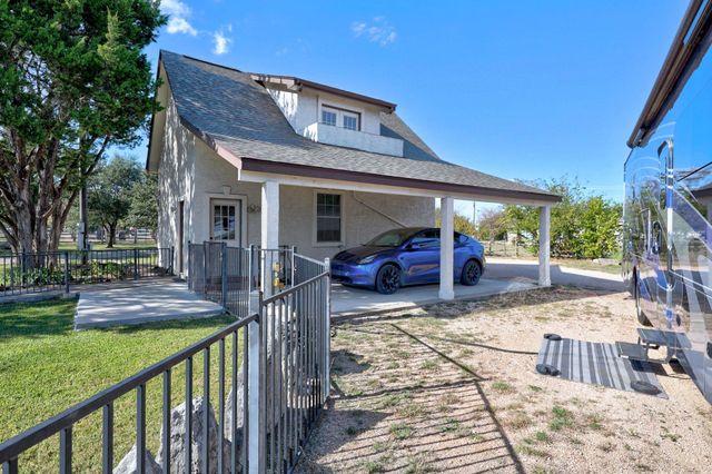 105 Honeycomb Mesa, Leander, TX 78641