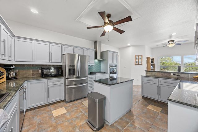 105 Honeycomb Mesa, Leander, TX 78641