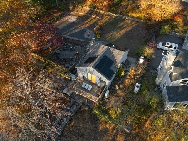 89 Lakeview Ave, Bellingham, MA 02019