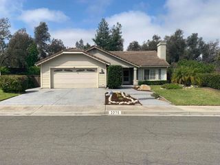 2275 Stone Valley Place, Escondido, CA 92026