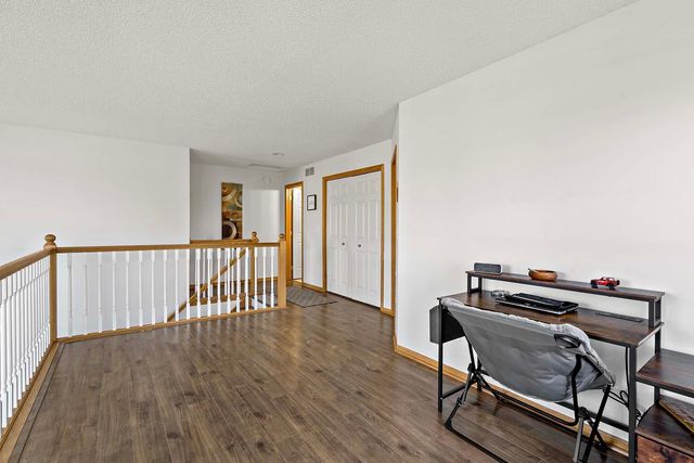 19500 Blue Jay Court, Farmington, MN 55024