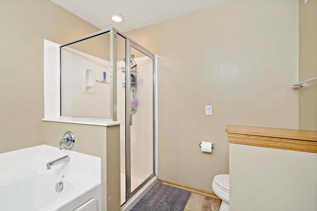 19500 Blue Jay Court, Farmington, MN 55024