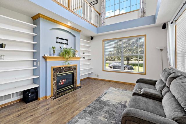 19500 Blue Jay Court, Farmington, MN 55024