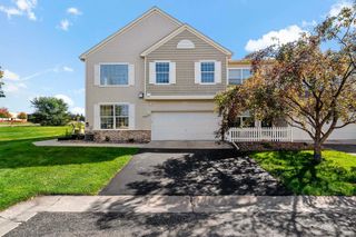 19500 Blue Jay Court, Farmington, MN 55024